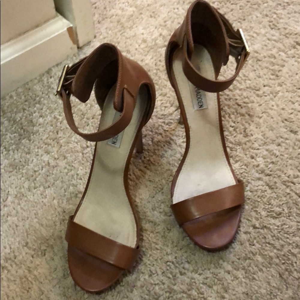 COPY - Steve Madden brown heels size 9